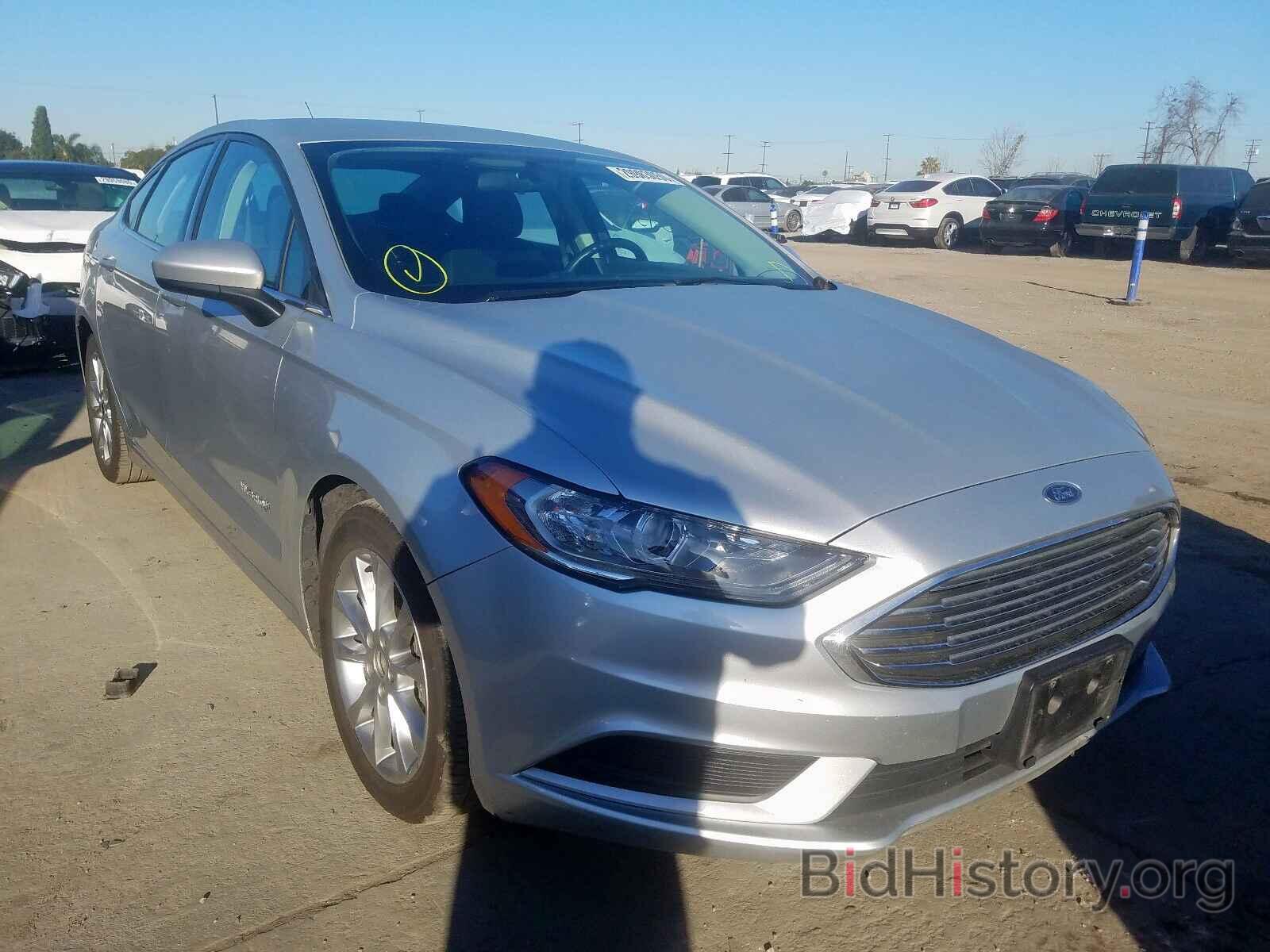 Photo 3FA6P0LU6HR354854 - FORD FUSION SE 2017