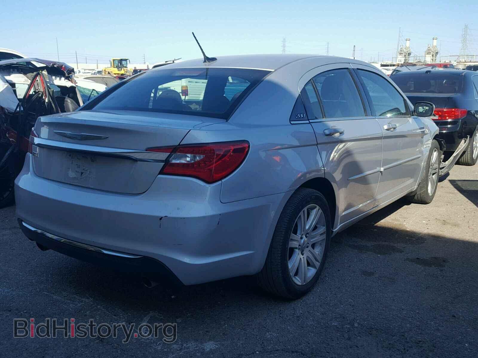 2012 CHRYSLER 200 - VIN: 1C3CCBBG1CN228580 - Фото 4