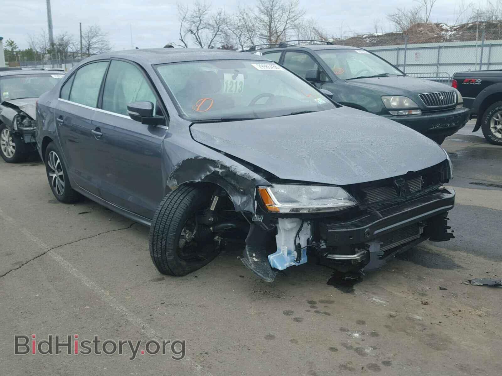 Фотография 3VWDB7AJ4HM409264 - VOLKSWAGEN JETTA 2017