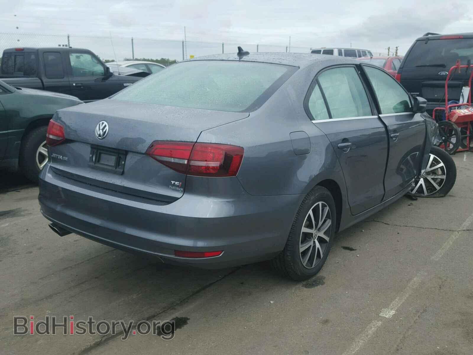 2017 VOLKSWAGEN JETTA - VIN: 3VWDB7AJ4HM409264 - Фото 4