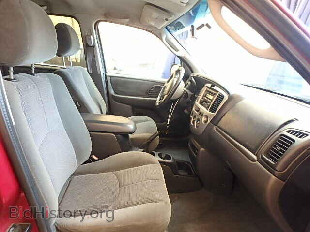2004 MAZDA TRIBUTE - VIN: 4F2YZ04164KM22893 - Фото 5