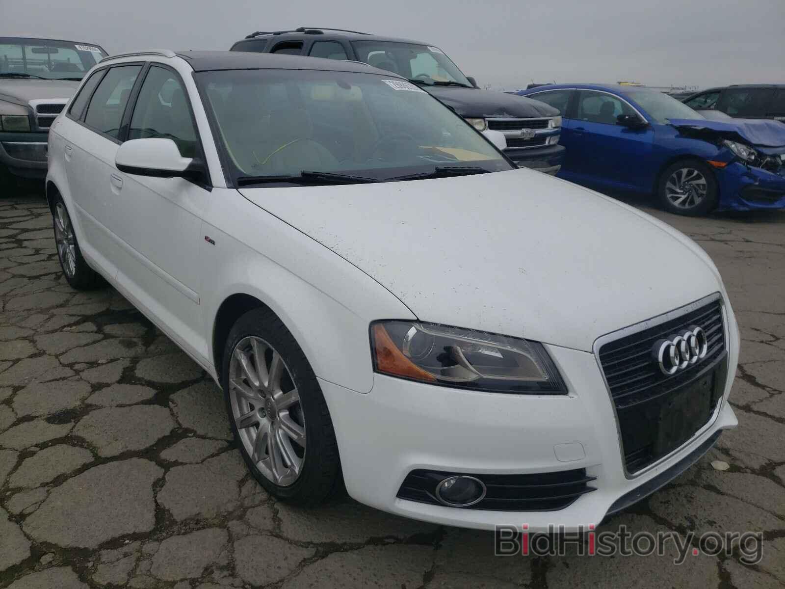 Photo WAUKJAFMXDA028097 - AUDI A3 2013