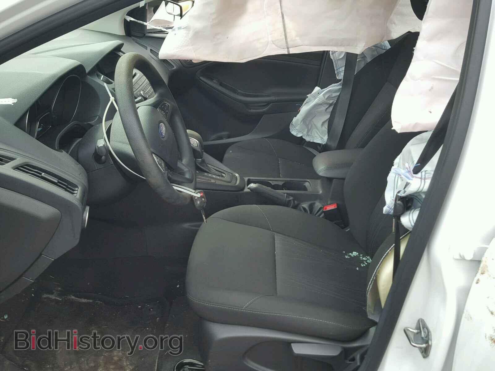 2017 FORD FOCUS - VIN: 1FADP3K22HL297575 - Photo 5