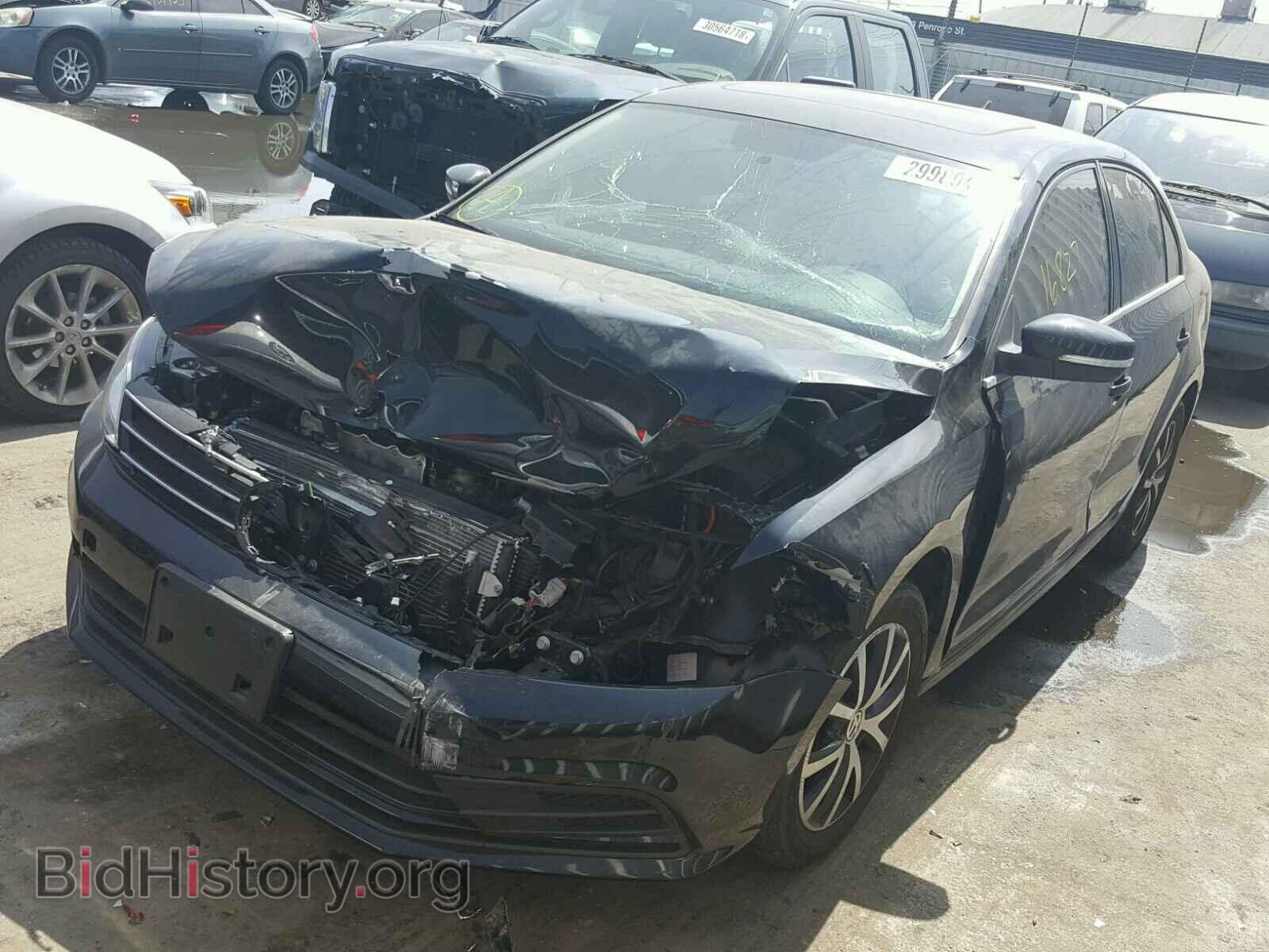 2017 VOLKSWAGEN JETTA - VIN: 3VWDB7AJ6HM219269 - Фото 2
