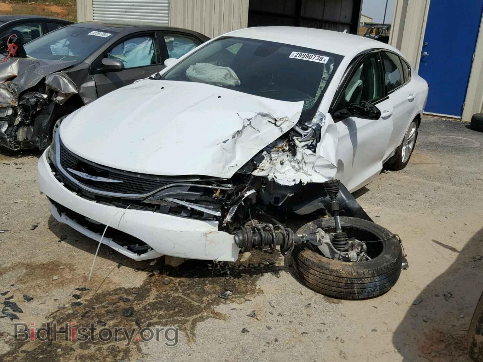 2016 CHRYSLER 200 - VIN: 1C3CCCAB3GN190884 - Photo 2