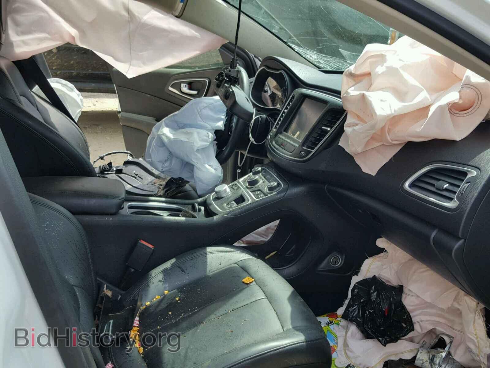2016 CHRYSLER 200 - VIN: 1C3CCCAB3GN190884 - Photo 5