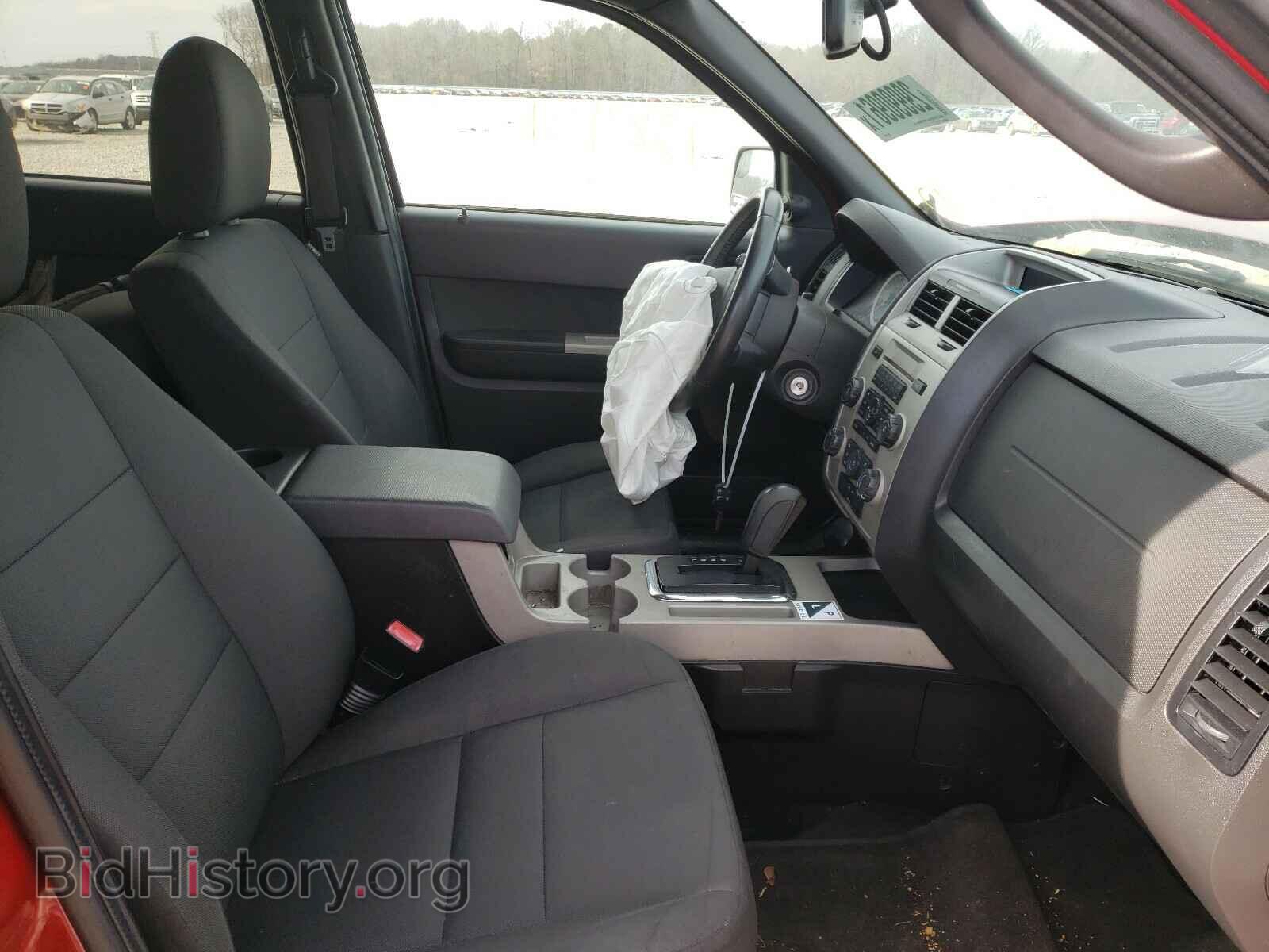 2011 FORD ESCAPE - VIN: 1FMCU0D75BKB74917 - Photo 5