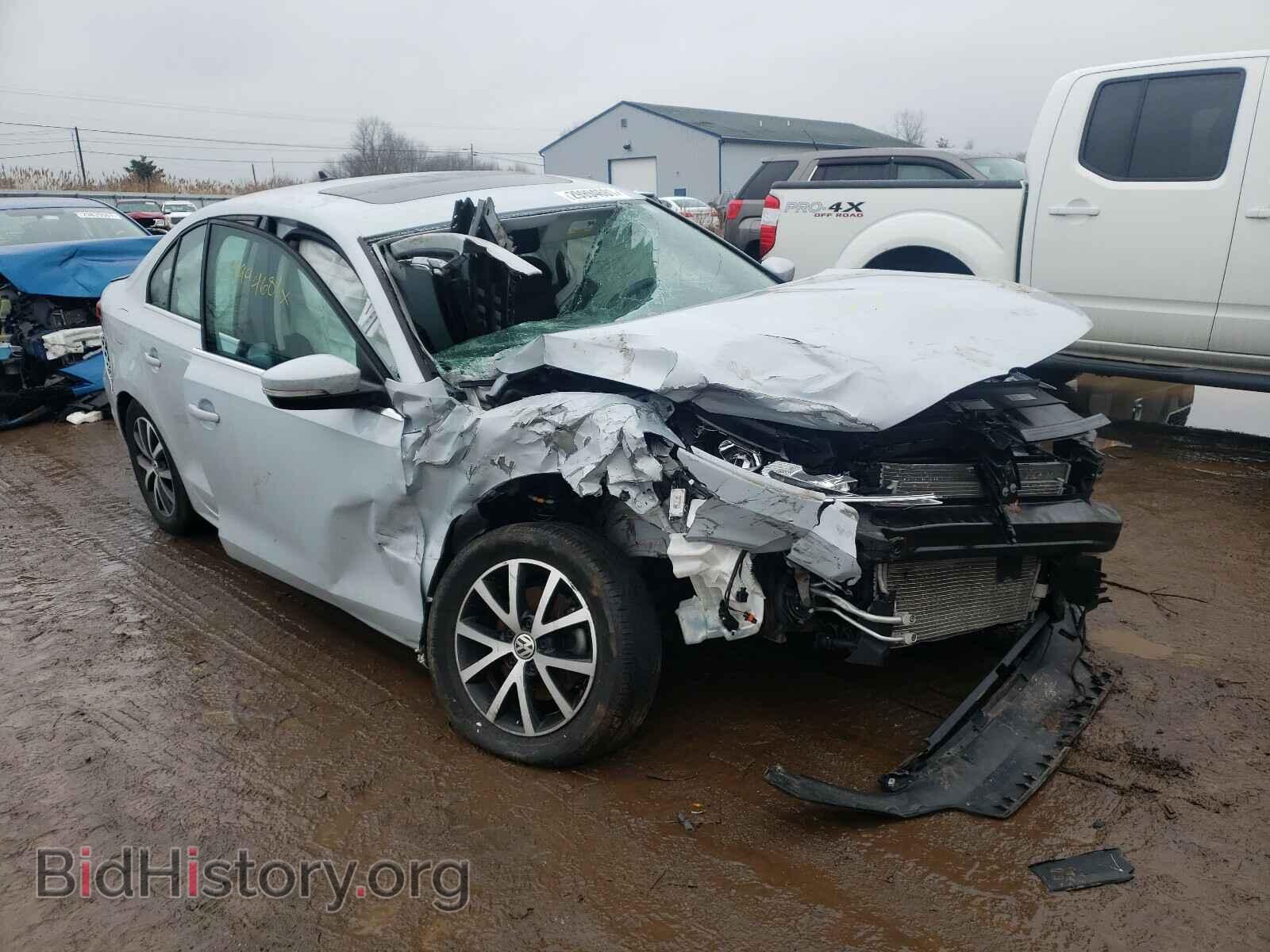 Фотография 3VWDB7AJ7HM316867 - VOLKSWAGEN JETTA 2017