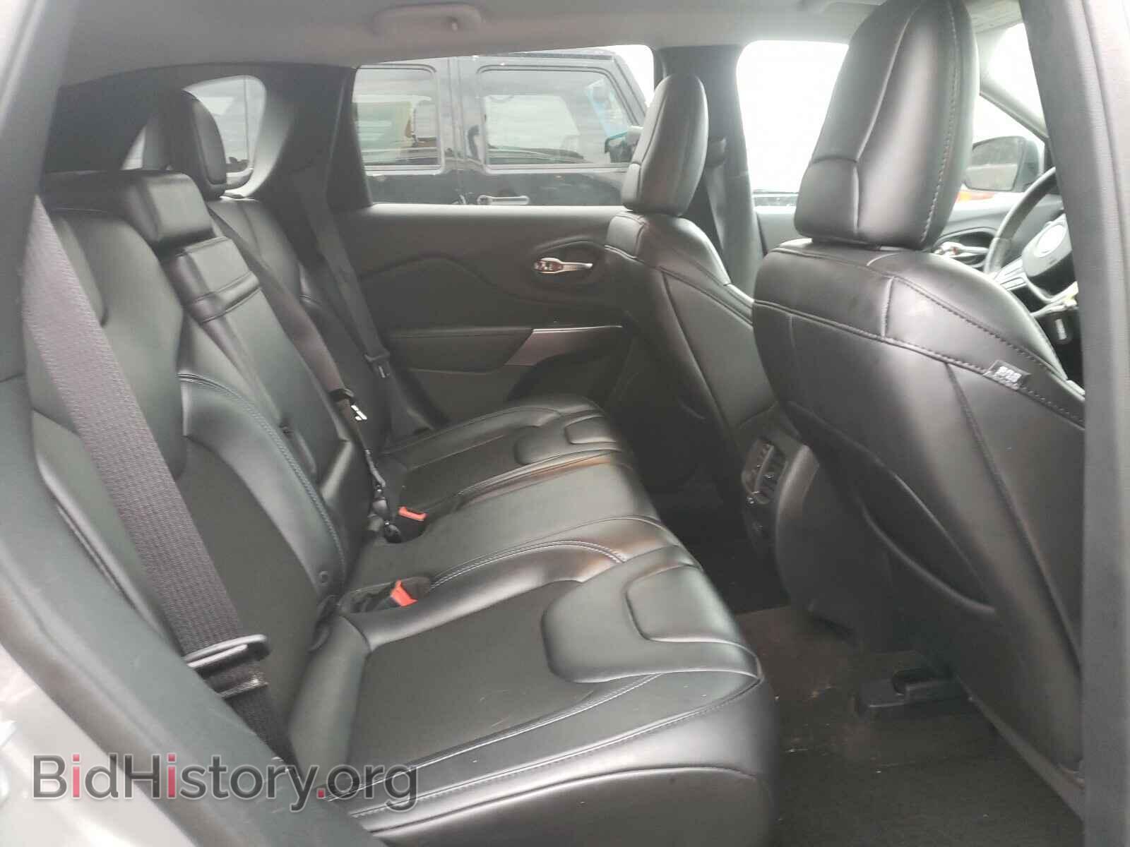 2019 JEEP CHEROKEE - VIN: 1C4PJMLX0KD231990 - Фото 6