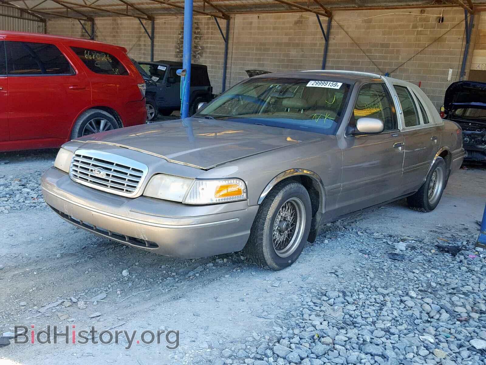 2001 FORD CROWN VIC - VIN: 2FAFP74W91X117971 - Фото 2