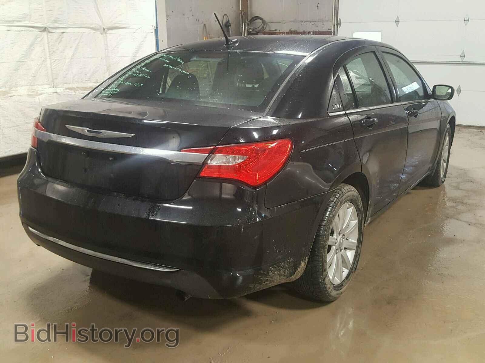 2011 CHRYSLER 200 - VIN: 1C3BC1FB3BN592762 - Фото 4