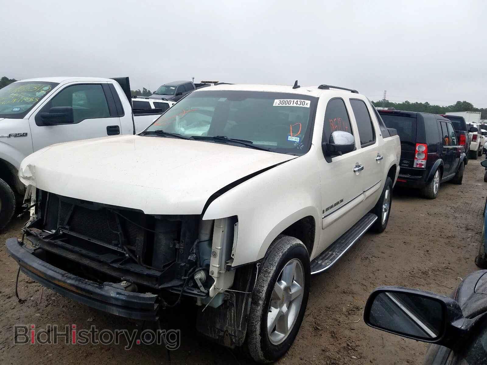 2008 CHEVROLET AVALANCHE - VIN: 3GNEC12068G252561 - Фото 2