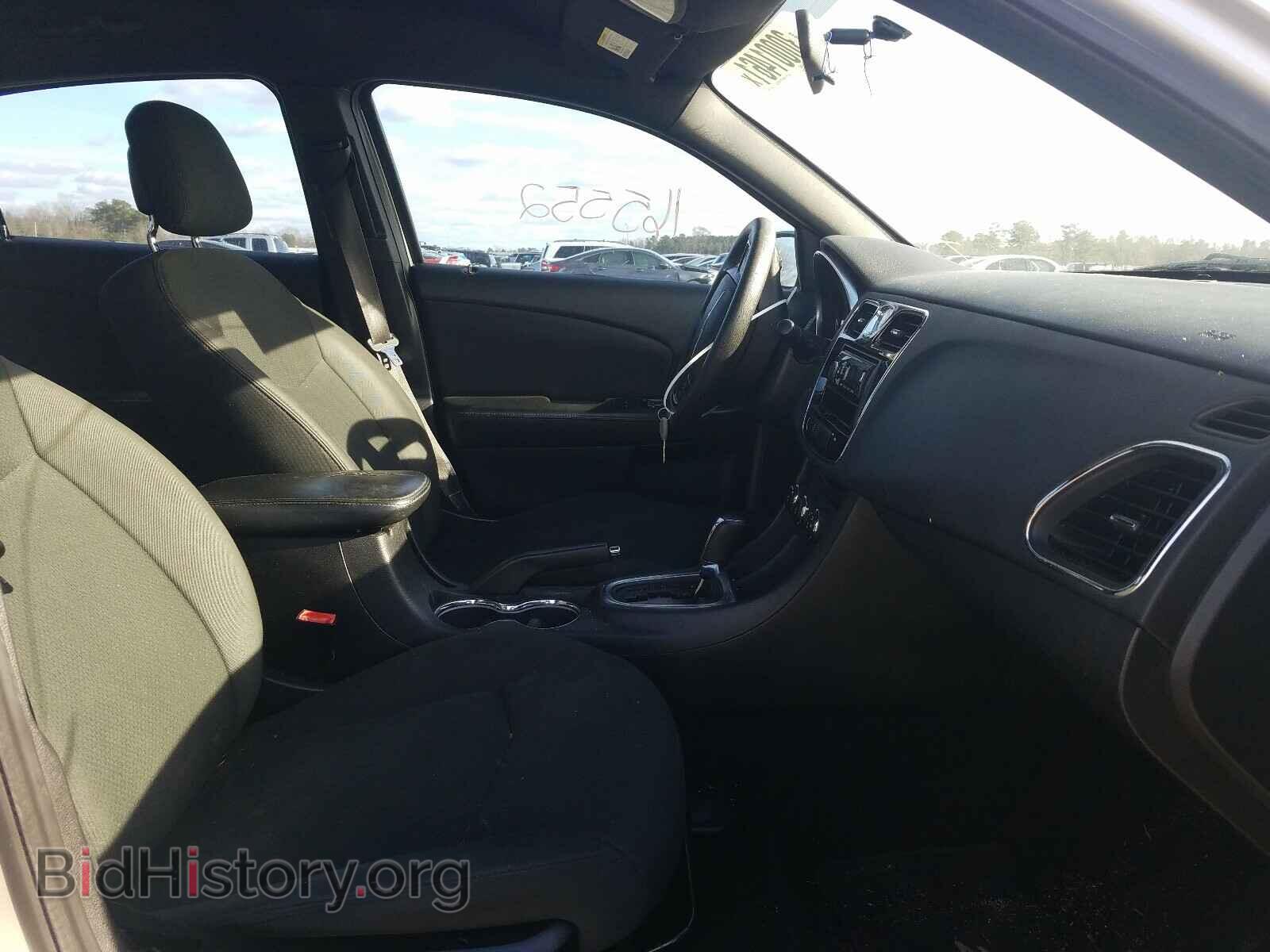2012 CHRYSLER 200 - VIN: 1C3CCBAB9CN145064 - Фото 5