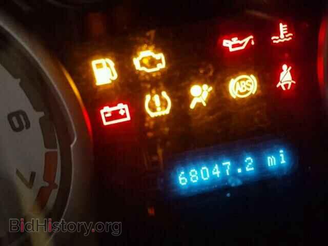2010 FORD FOCUS - VIN: 1FAHP3FN9AW150261 - Photo 8