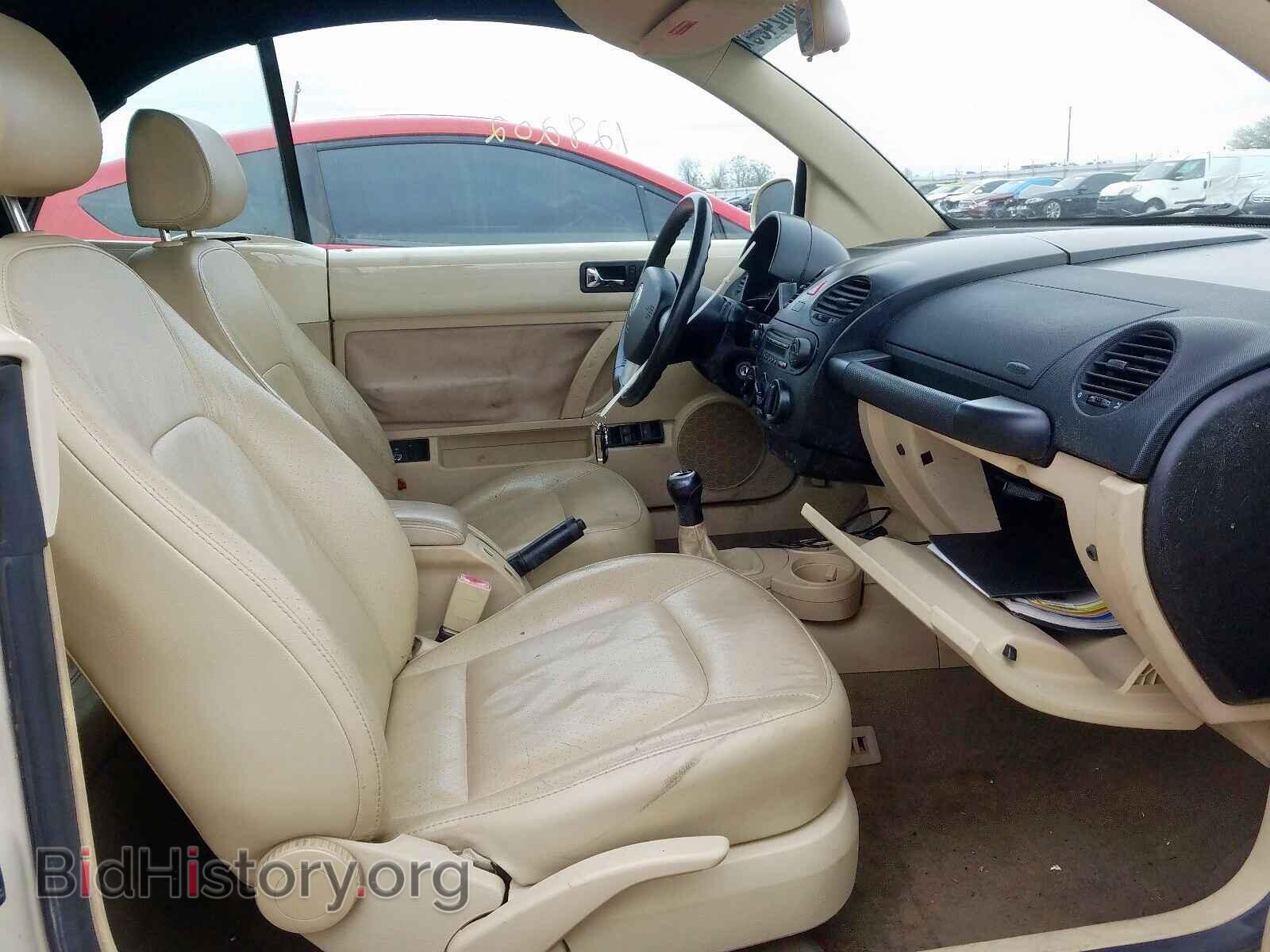 2004 VOLKSWAGEN BEETLE - VIN: 3VWCD31Y24M345764 - Фото 5