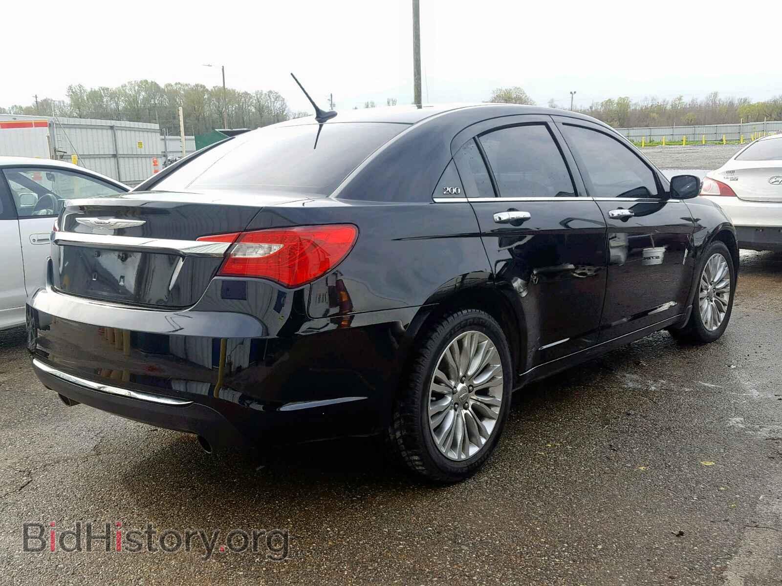 2011 CHRYSLER 200 - VIN: 1C3BC2FG8BN568832 - Photo 4