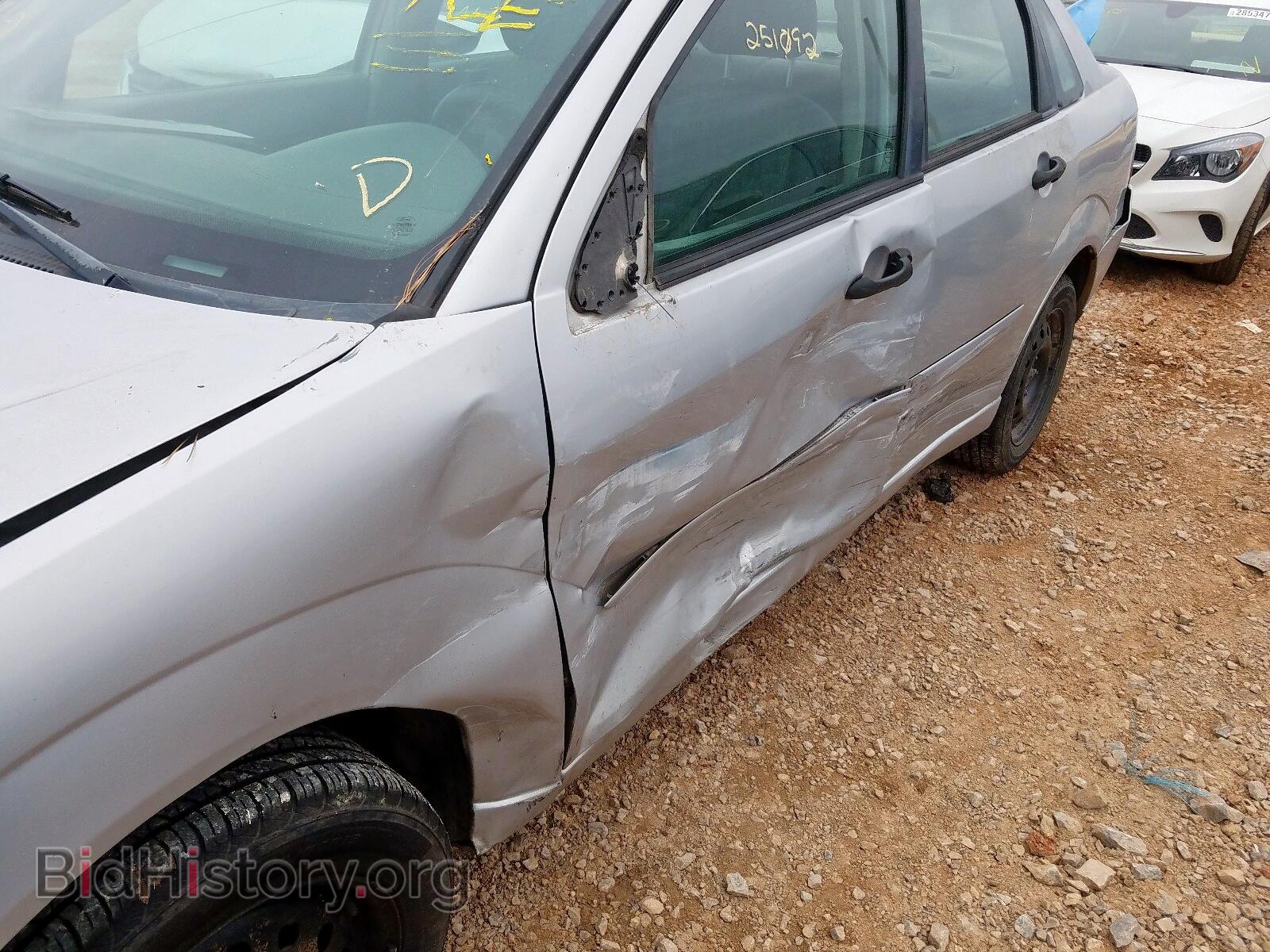 2005 FORD FOCUS - VIN: 1FAFP34N15W257577 - Фото 10