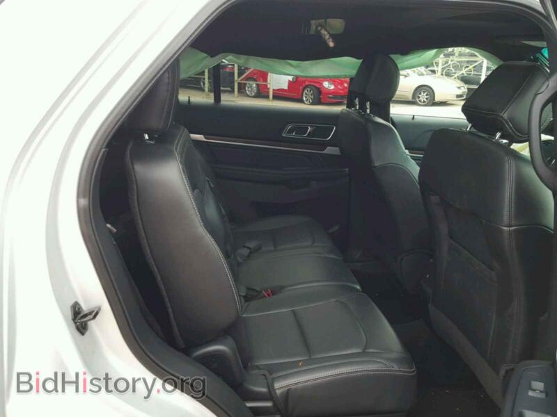 2016 Ford EXPLORER (VIN 1FM5K8F84GGA27663) — фото 6 из 10