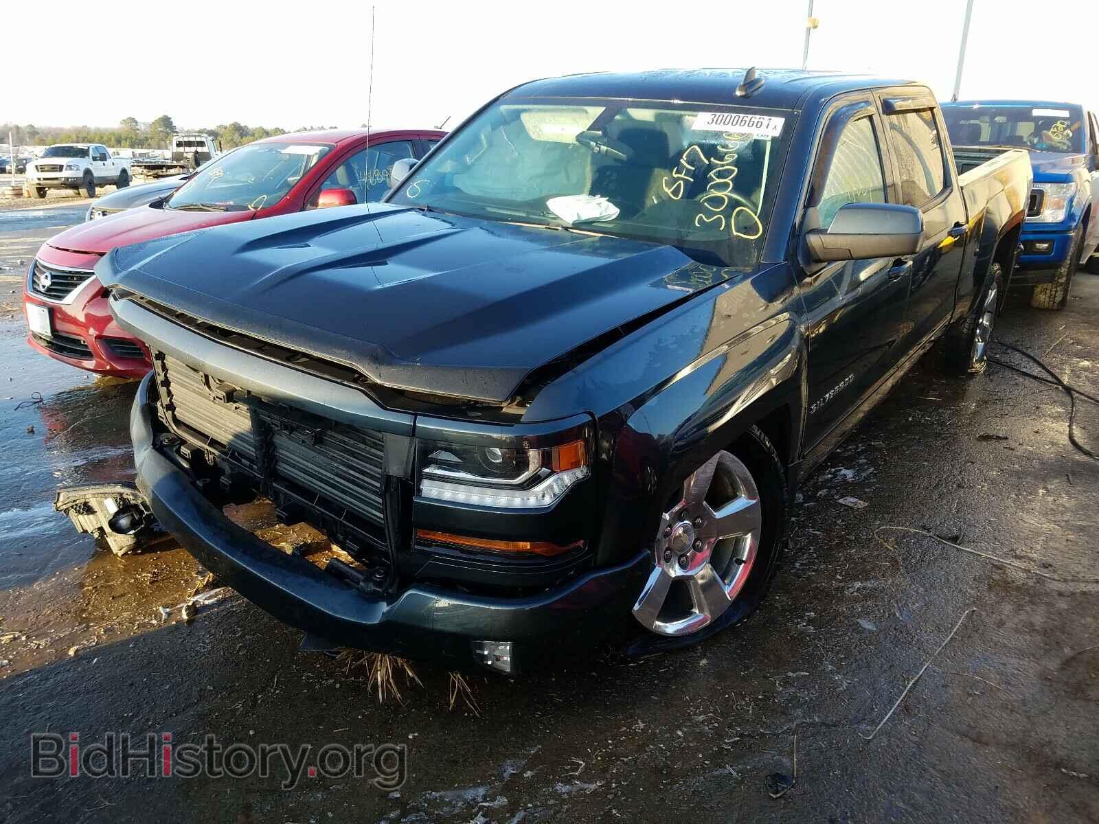 2017 CHEVROLET SILVERADO - VIN: 1GCUKREC0HF135992 - Фото 2