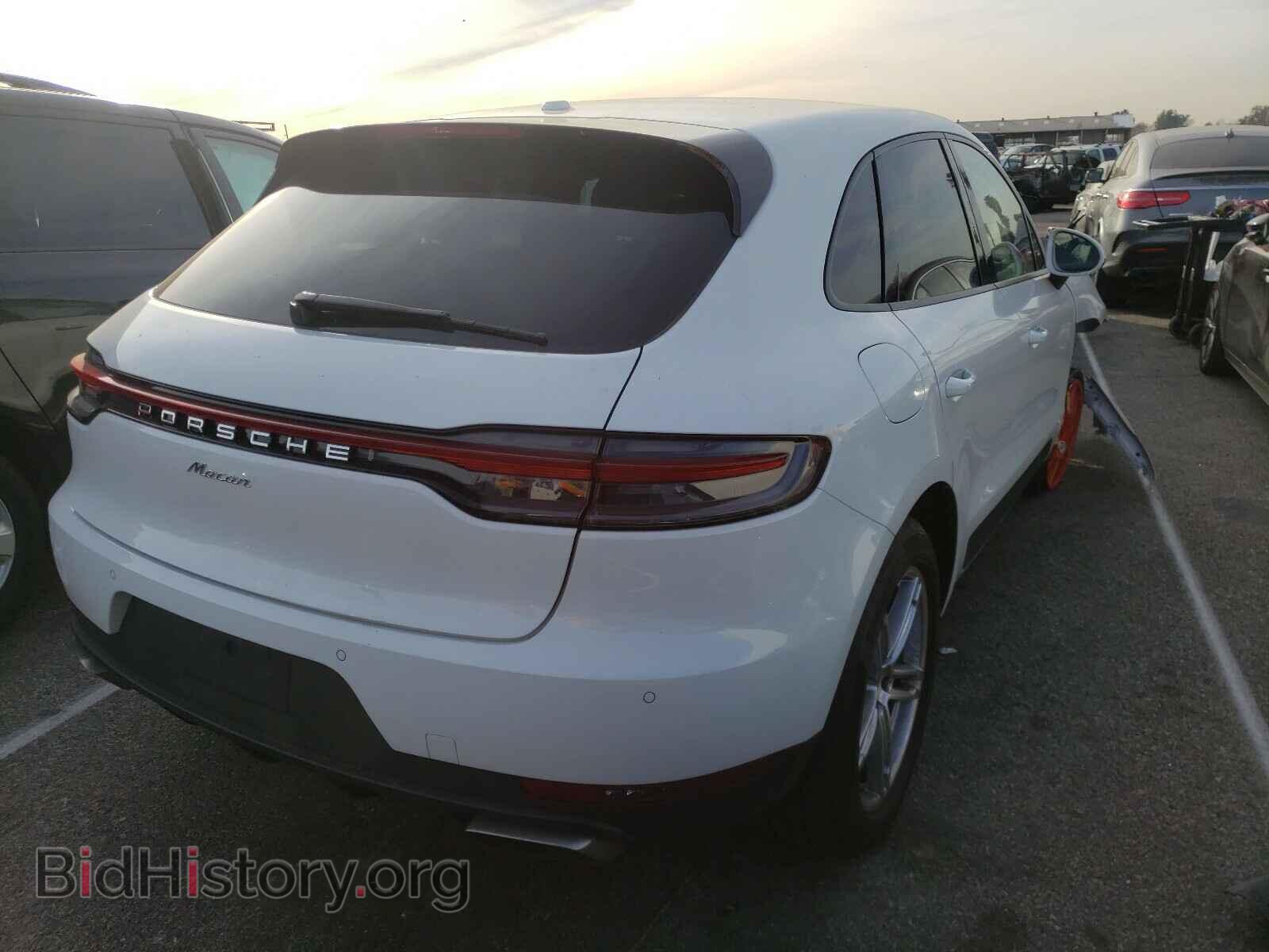 2020 PORSCHE MACAN - VIN: WP1AA2A56LLB03982 - Photo 4