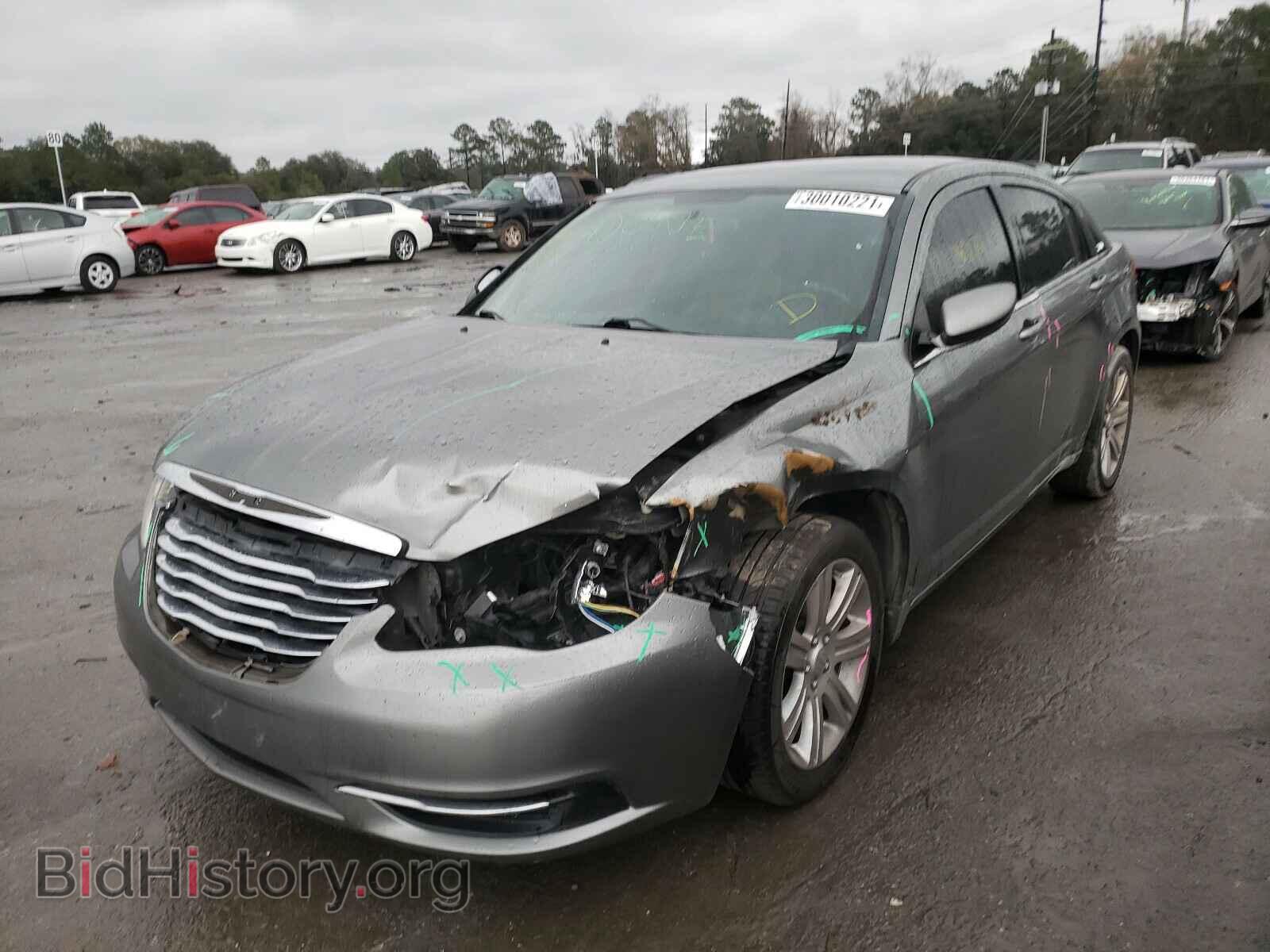 2013 CHRYSLER 200 - VIN: 1C3CCBBB8DN765534 - Фото 2
