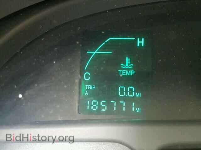 2005 CADILLAC DEVILLE - VIN: 1G6KD54Y55U131387 - Photo 8