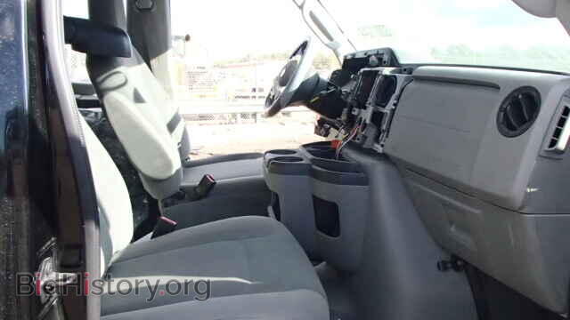 2011 FORD ECONOLINE - VIN: 1FBSS3BL2BDA33691 - Photo 5