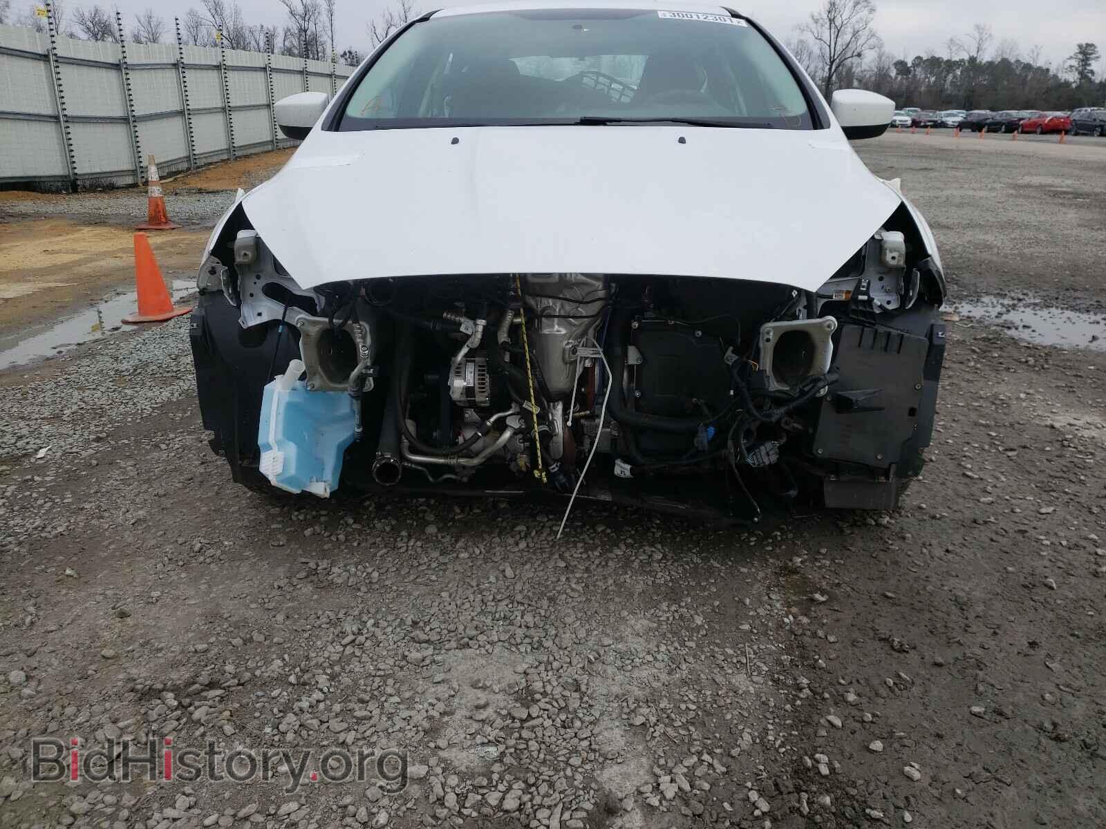 2018 FORD FOCUS - VIN: 1FADP3FE5JL201111 - Фото 9