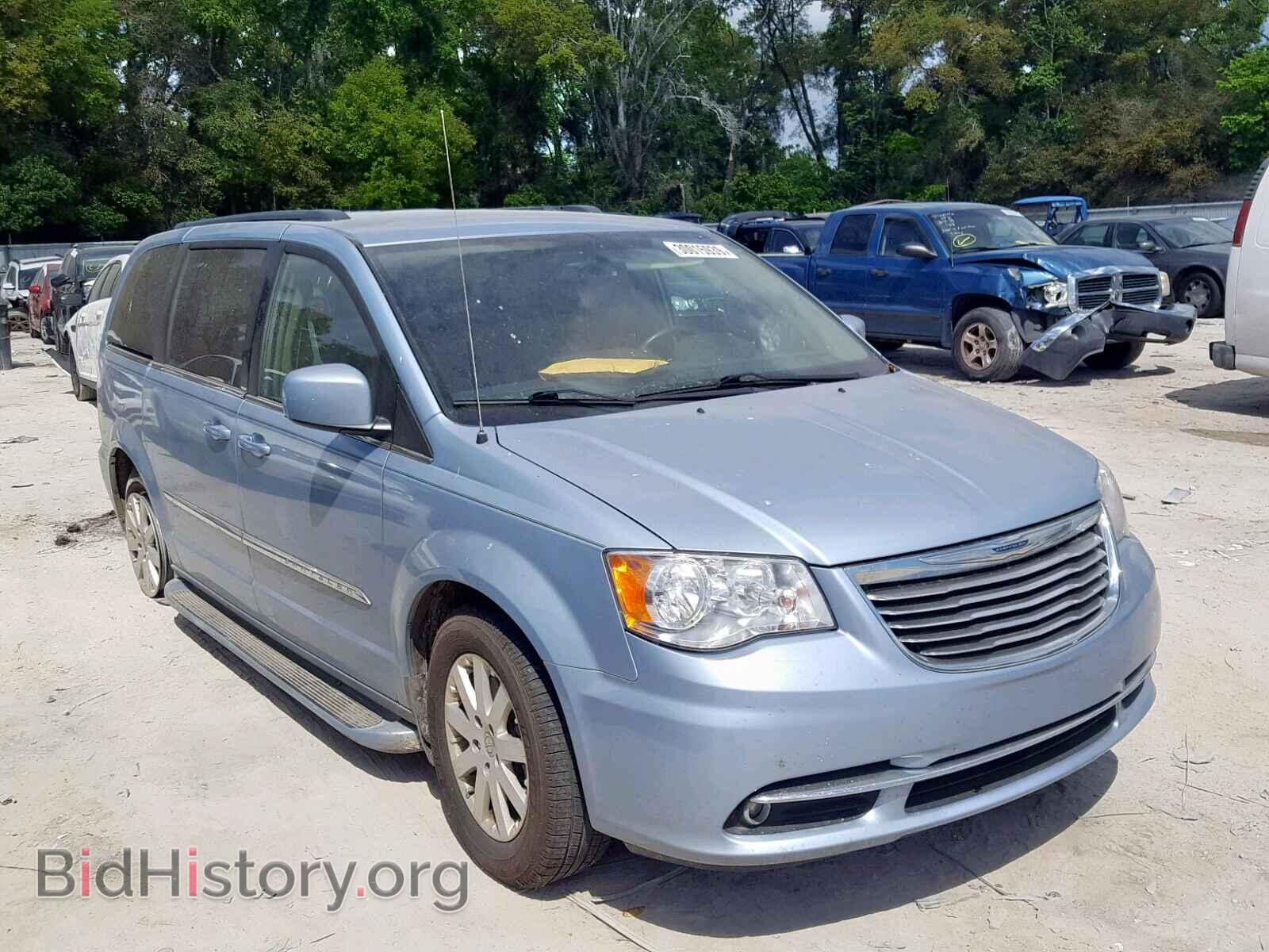 Фотография 2C4RC1BG8DR712136 - CHRYSLER TOWN & COU 2013
