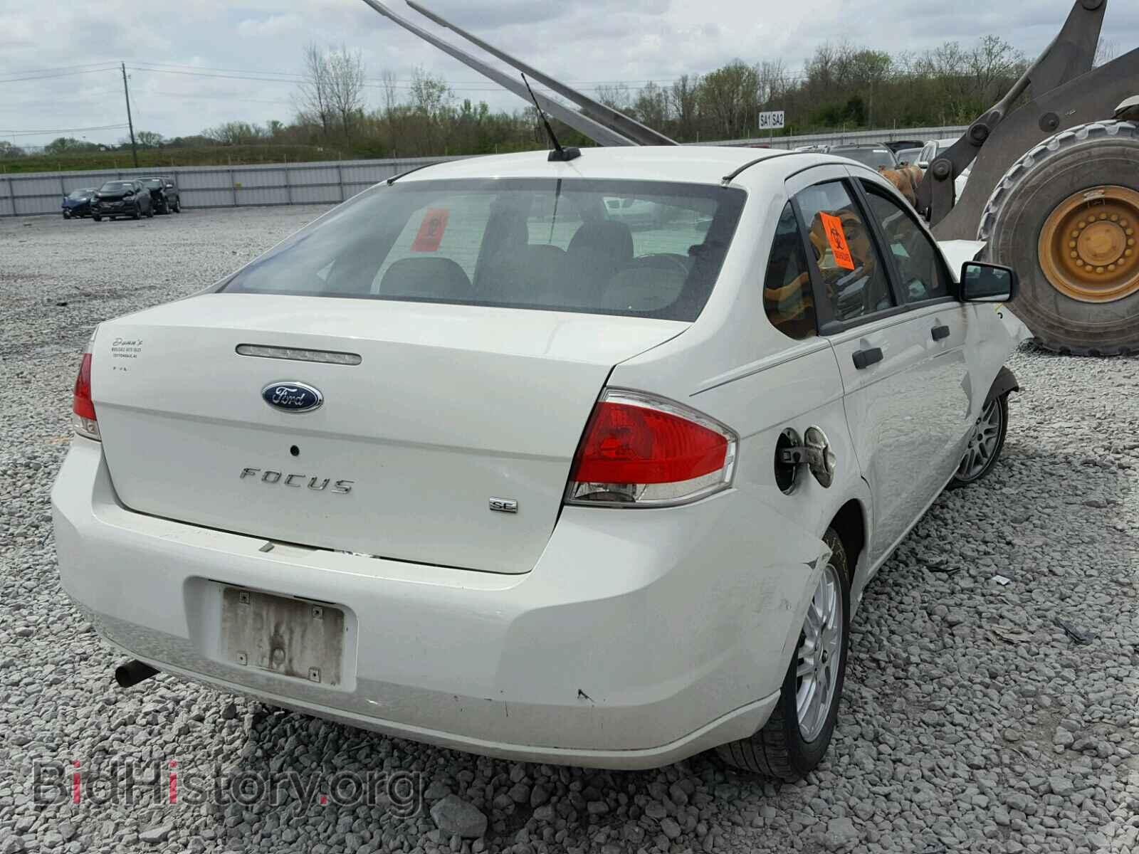 2009 FORD FOCUS - VIN: 1FAHP35NX9W108971 - Фото 4