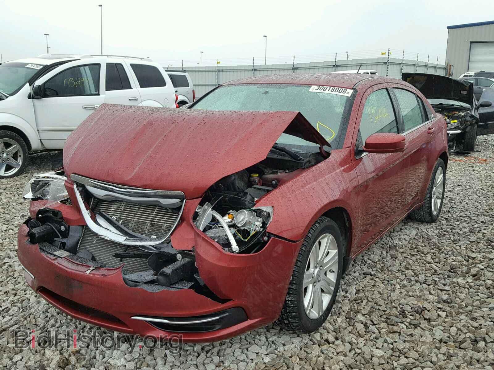 2012 CHRYSLER 200 - VIN: 1C3CCBBB4CN331982 - Фото 2