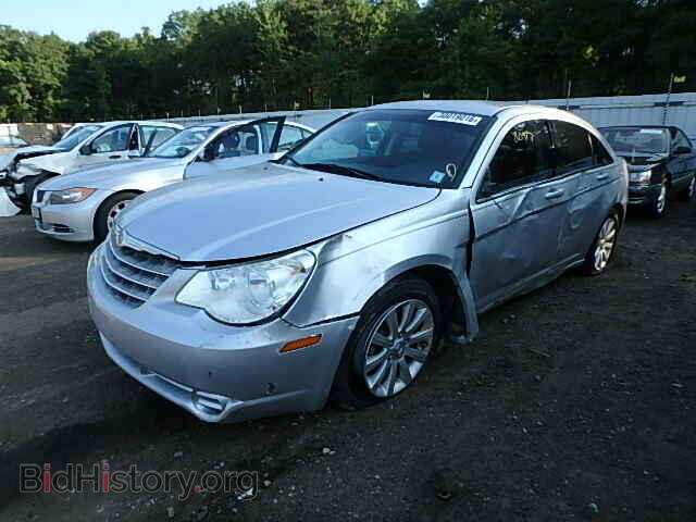 2010 CHRYSLER SEBRING - VIN: 1C3CC5FB1AN126001 - Фото 2