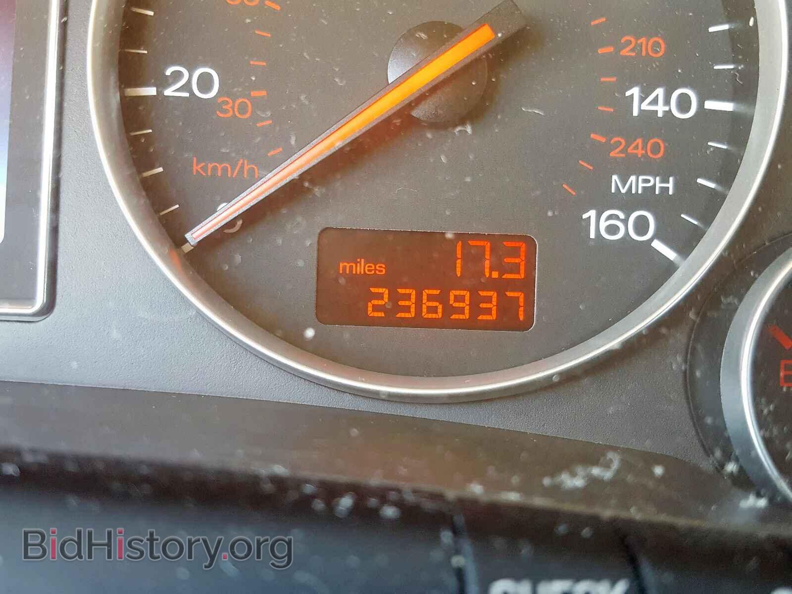 2002 AUDI A4 - VIN: WAUJC68E82A202402 - Фото 8