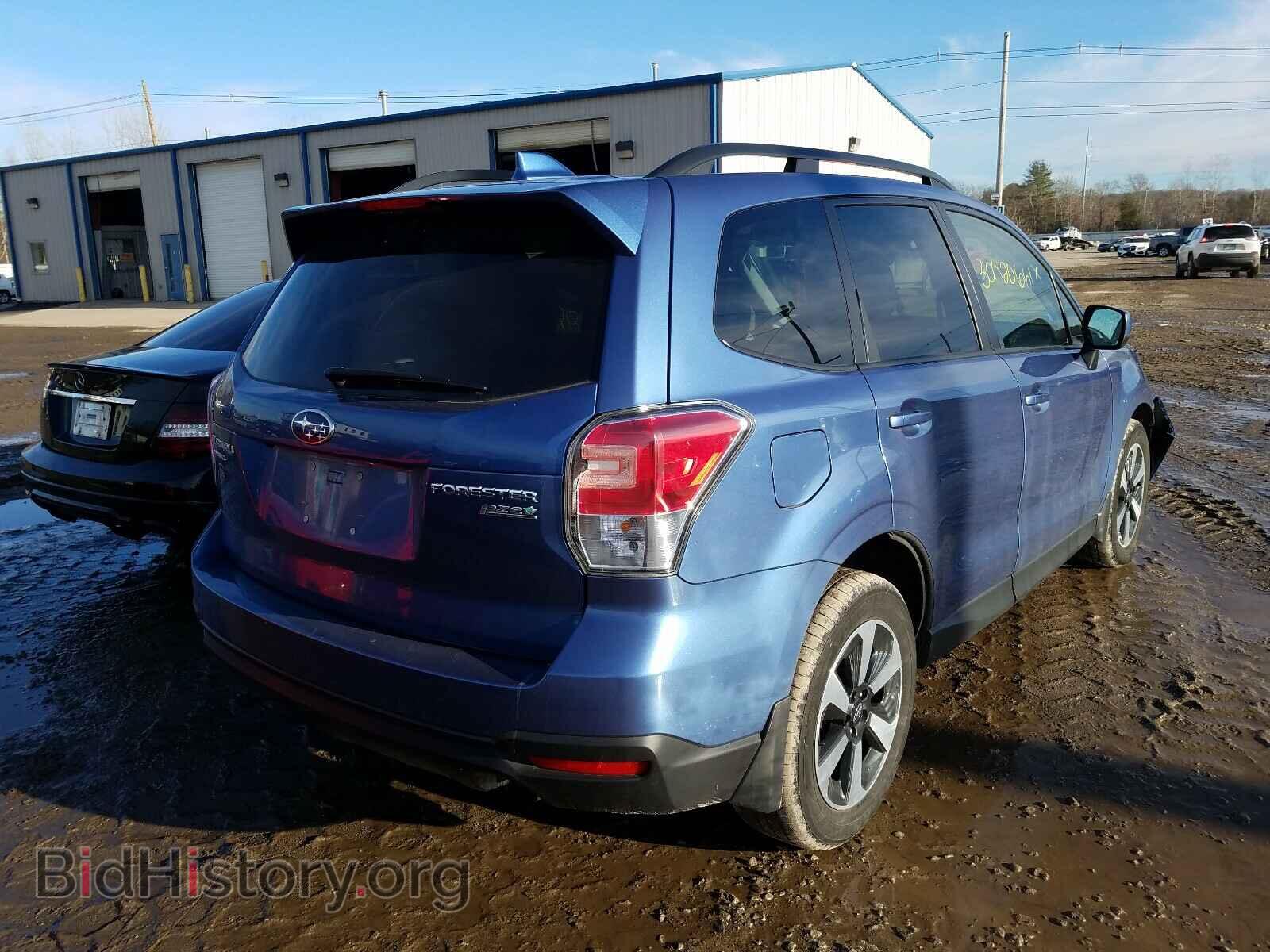 2017 SUBARU FORESTER - VIN: JF2SJAGC0HH519530 - Фото 4