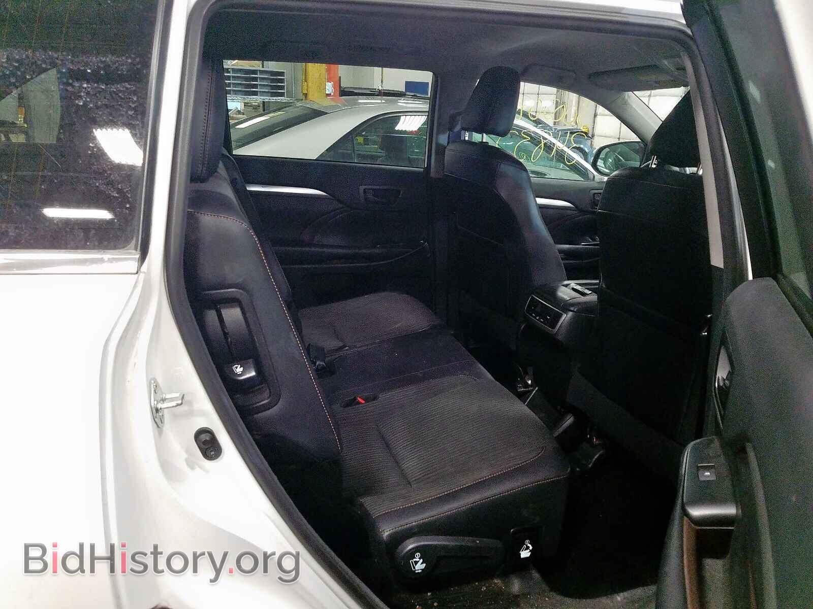 2017 TOYOTA HIGHLANDER - VIN: 5TDBZRFH7HS432884 - Фото 6