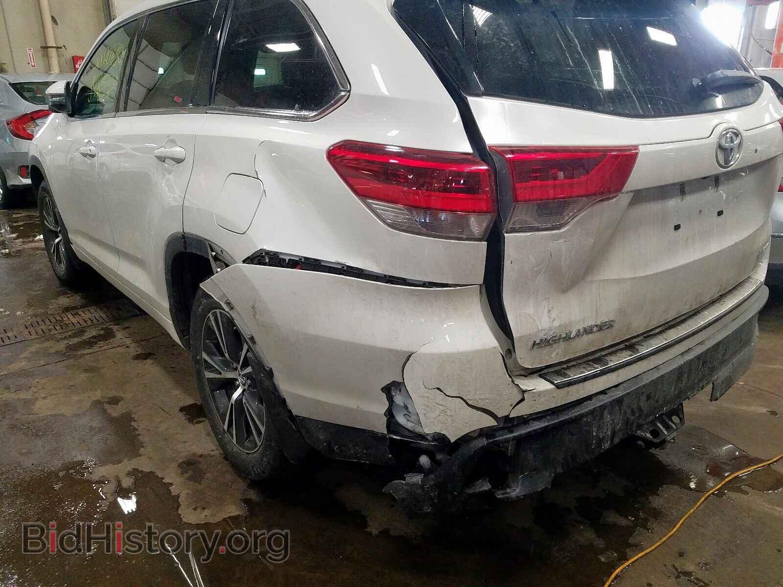 2017 TOYOTA HIGHLANDER - VIN: 5TDBZRFH7HS432884 - Фото 9