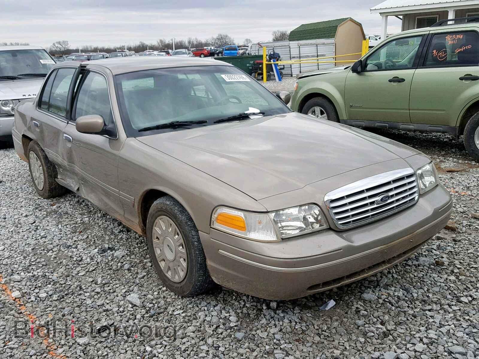 Photo 2FAFP73W83X131008 - FORD CROWN VIC 2003