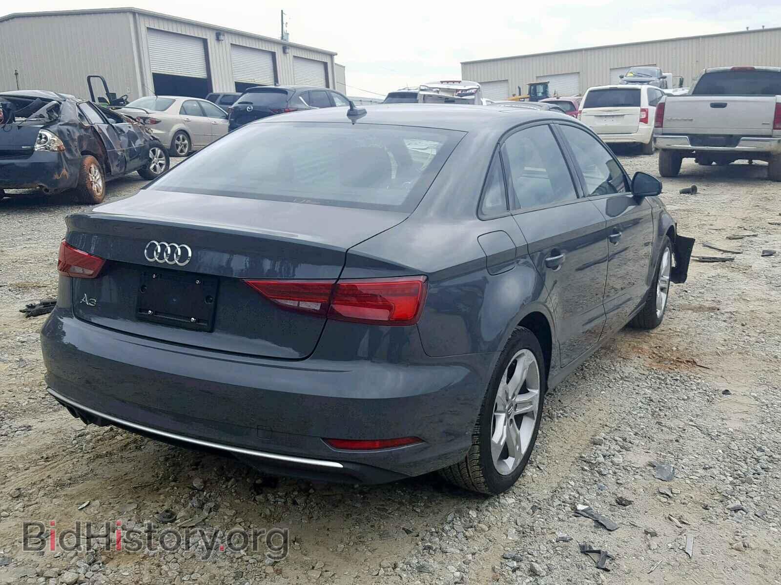 2017 AUDI A3 - VIN: WAUAUGFF2H1051404 - Фото 4