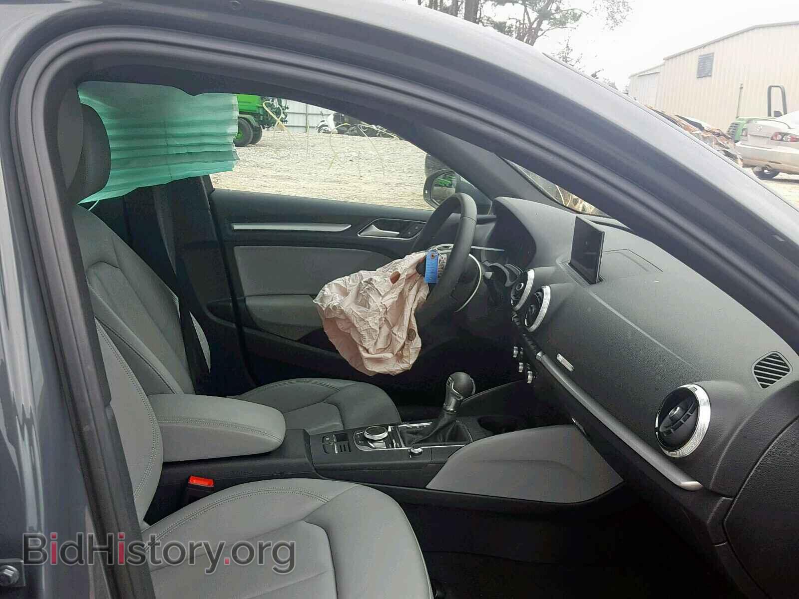 2017 AUDI A3 - VIN: WAUAUGFF2H1051404 - Фото 5