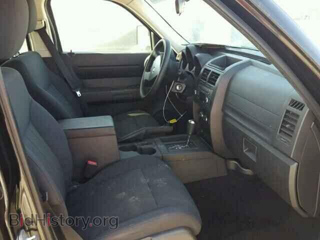 2011 DODGE NITRO - VIN: 1D4PT4GK1BW605345 - Photo 5