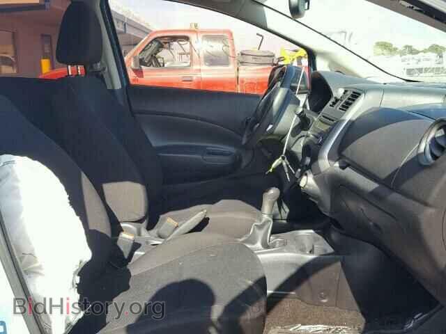 2014 NISSAN VERSA - VIN: 3N1CE2CP4EL437225 - Фото 5