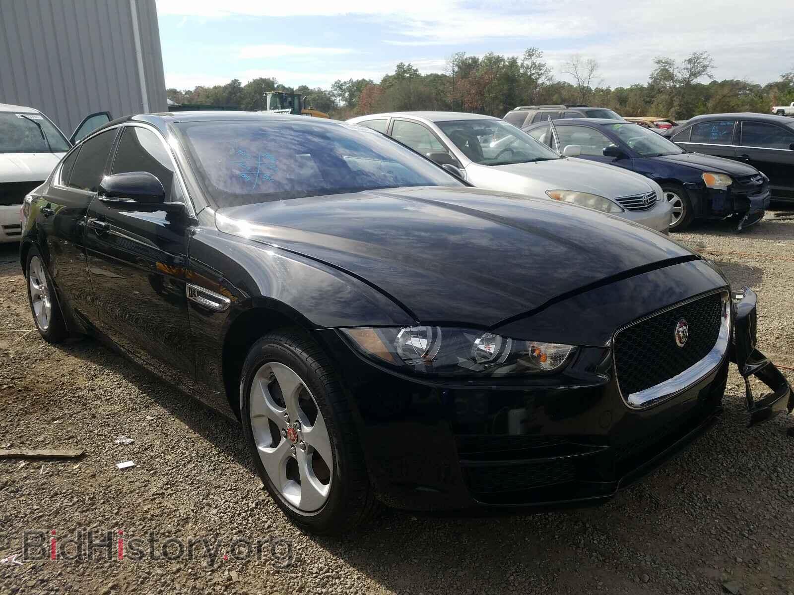 Photo SAJAR4BG7HA961780 - JAGUAR XE 2017