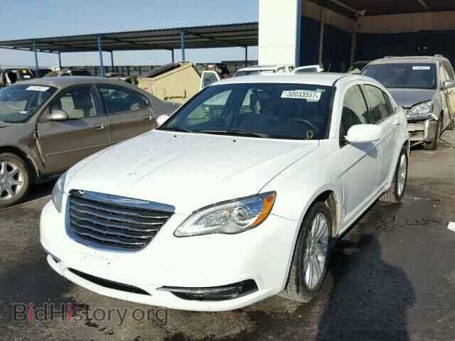 2013 CHRYSLER 200 - VIN: 1C3CCBAB9DN706073 - Photo 2