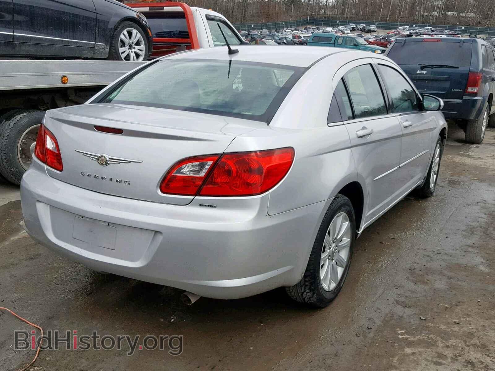 2010 CHRYSLER SEBRING - VIN: 1C3CC5FD8AN194782 - Фото 4