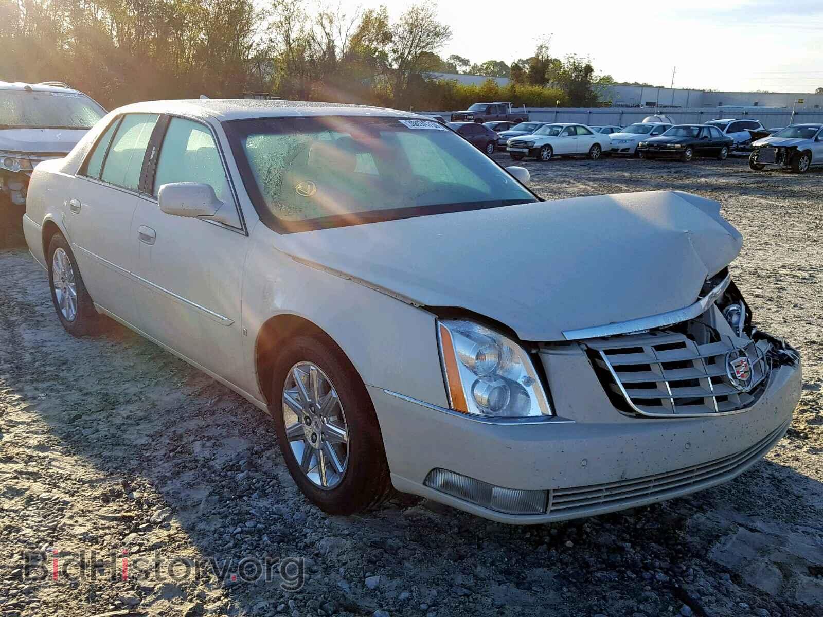Photo 1G6KH5EY4AU112441 - CADILLAC DTS 2010
