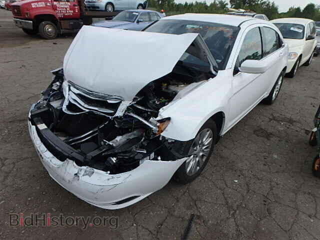 2013 CHRYSLER 200 - VIN: 1C3CCBAB2DN642443 - Photo 2