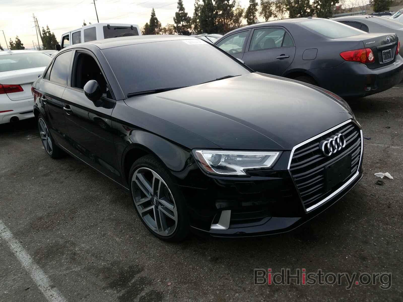 Photo WAUAUGFF7J1034927 - AUDI A3 2018