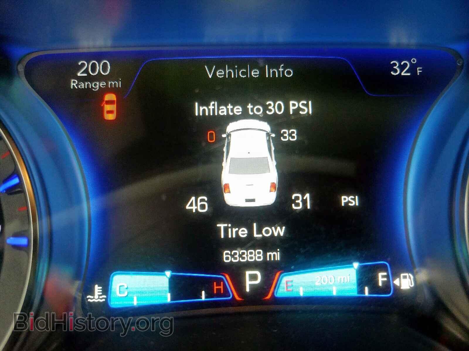 2017 CHRYSLER 300 - VIN: 2C3CCAEG1HH610128 - Фото 8