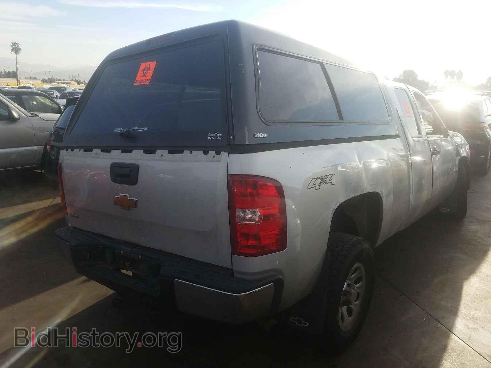2010 CHEVROLET SILVERADO - VIN: 1GCSKPE37AZ246832 - Фото 4