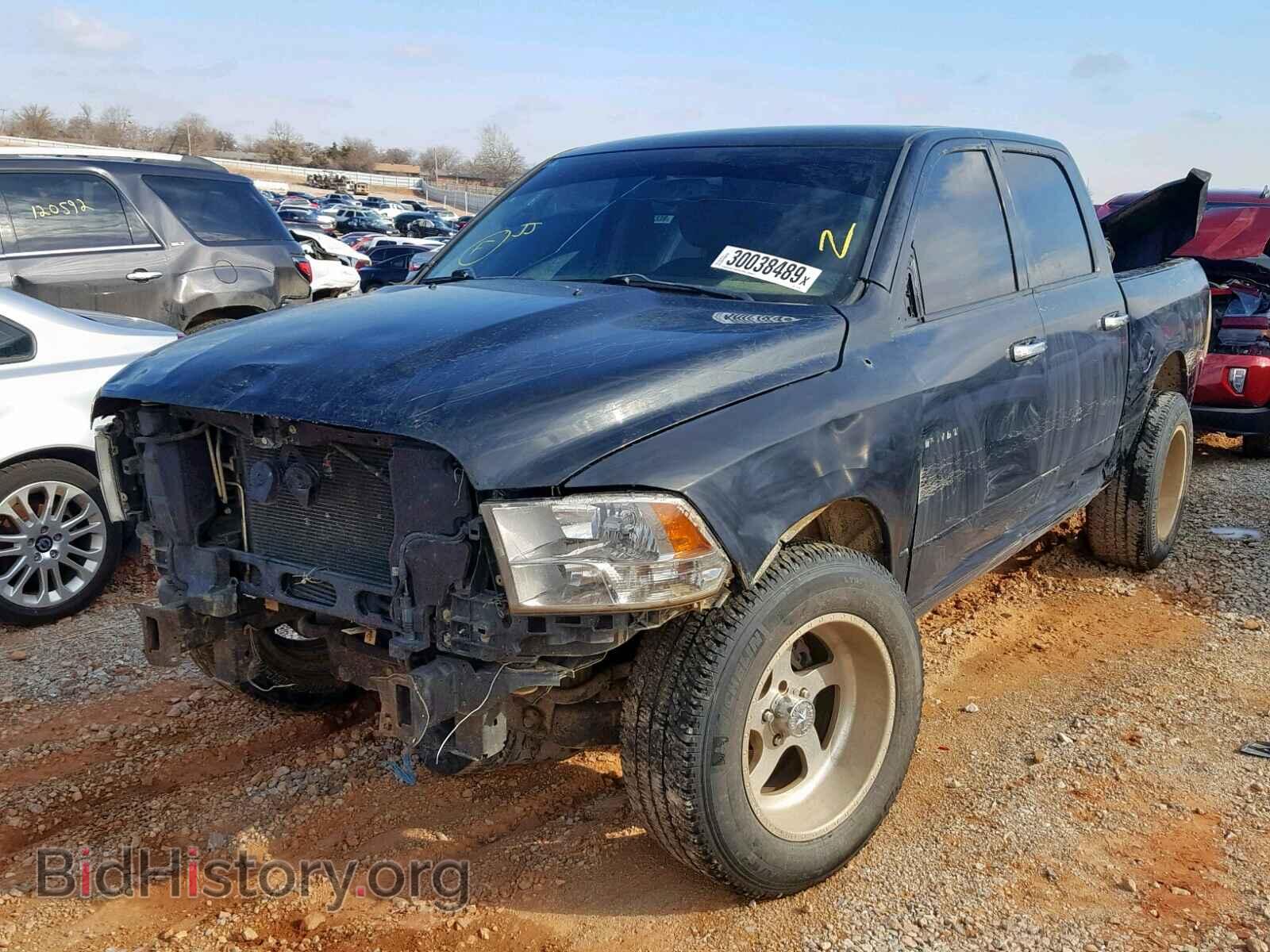 2010 DODGE RAM 1500 - VIN: 1D7RB1CT3AS112705 - Фото 2